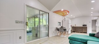 Single-story Cabin on Hyco Lake: Swim & Unwind!