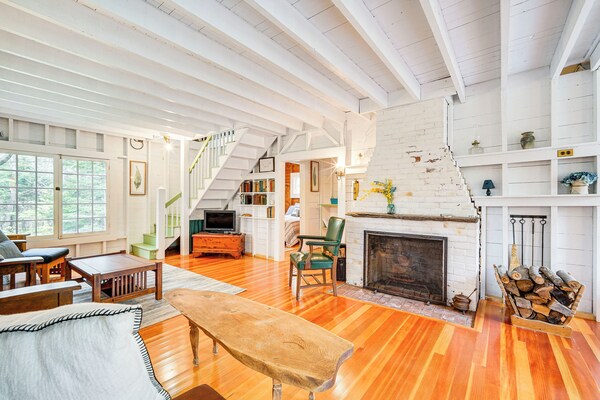 4 Mi To Lake Raponda! Secluded Family Cottage - Vermont