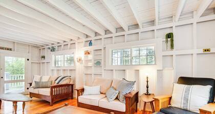 Rustic Marlboro Cottage: 4 Mi to Lake Raponda!