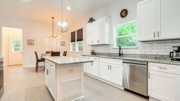 Nhà (3 Bedrooms) | Nội thất