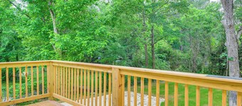 Walk to Downtown! Modern Hogansville Home w/ Patio