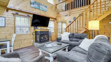 House (3 Bedrooms) | Front of property