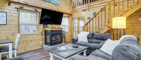 House (2 Bedrooms) | Front of property