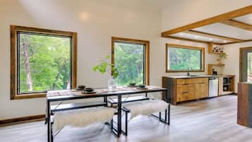 House (1 Bedroom) | Interior