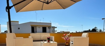 welcoming suite, a few kilometers from the sea