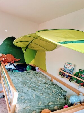 Children's area - Maison Verdoyante Face aux Bois, et Proche Centre Ville. Disney 30mn Paris 20mn (Villecresnes)