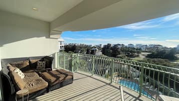 Appartement, 1 queensize bed, patio, uitzicht op oceaan (Inn At Seacrest 405) | Terrein van de accommodatie