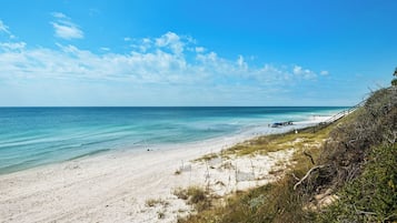 Playa en los alrededores
