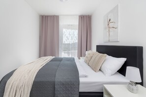 Lejlighed - 2 soveværelser - balkon | 2 soveværelser, individuelt design, sengetøj