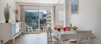 Bel appartement dans une résidence front de mer