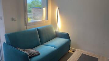 TV connectée, livres, chaßne hi-fi