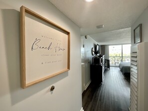 Iron/ironing board, free WiFi - Stylish, Ocean View Studio With Full Access To Resort Amenities! Condo (Myrtle Beach)