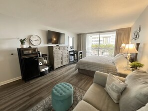 Iron/ironing board, free WiFi