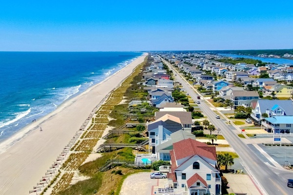 House, 2 Bedrooms | Beach