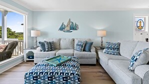 House, 2 Bedrooms | Living area - Mom's Gift / 256-b Brunswick Ave West 2 Bedroom Home by RedAwning (Supply)