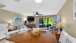 Stadtwohnung, Mehrere Betten, Terrasse, Gartenblick (Beachwalk 10B) | Wohnbereich