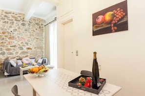 Apartment | Living area | TV - Pireas Jewel New Design Apt w Backyard (Piraeus)