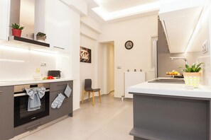 Apartment | Private kitchen | Full-size fridge, oven, electric kettle, toaster - Pireas Jewel New Design Apt w Backyard (Piraeus)