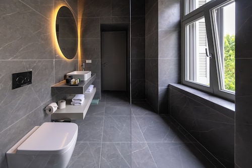 Nine Athens Hotel