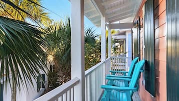 House, Multiple Beds, Patio, Pool View (Salty Paws Bungalow) | Property grounds