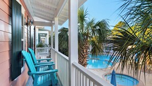 Property grounds - Dog Friendly @ Bungalows at Seagrove; 2 Blocks to Beach ~ Overlooks Pool/spa (Santa Rosa Beach)