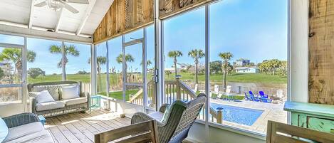 Maison, plusieurs lits, accès piscine, vue piscine (Leo's Hideaway) | Enceinte de l’hébergement