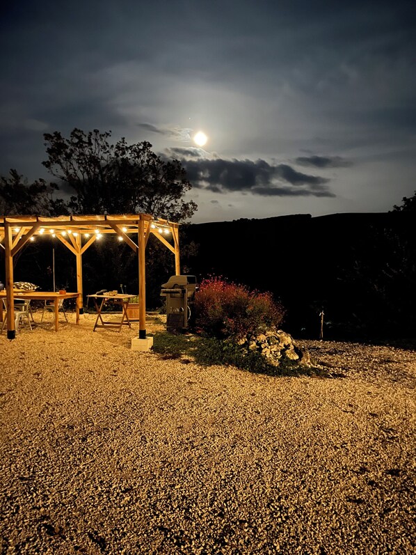 Outdoor dining - En Lomagne Gersoise, Maison de 1753 Entièrement Restaurée en 2021 (Marsac)