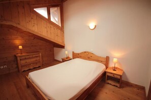 4 bedrooms