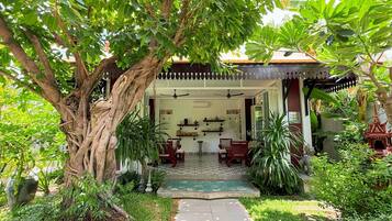 Fachada da propriedade
