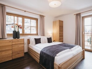 Basic Apartment, Balcony | Wi-fi percuma, cadar katil 