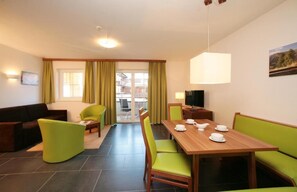 Drei Zimmer Apartment Superior | Free WiFi, bed sheets