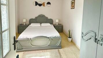 1 chambre, fer et planche Ă  repasser, Wi-Fi, draps fournis