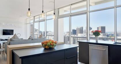Luxurious Cape Town Penthouse with 360° Views