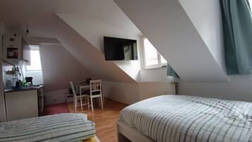 1 bedroom, iron/ironing board, free WiFi, bed sheets