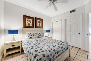 คอนโด, หลายเตียง, ระเบียง, วิวทะเล (Boardwalk 1805) | 1 ห้องนอน, ห  ้องพักตกแต่งอย่างมีเอกลักษณ์, ตกแต่งพิเศษโดยเฉพาะ