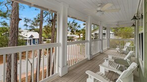 Property grounds - Fabulous Seagrove Home,4 Bed, 2 Pools, Tennis - Free Wifi (Santa Rosa Beach)