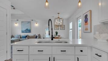 House, Multiple Beds, Patio, Garden View (Soul Shine) | Bathroom | Towels, toilet paper