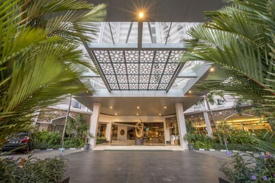 Lorin Syariah Solo Hotel