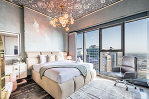 4 bedrooms, in-room safe, iron/ironing board, free WiFi - Luxurious 3BR with Assistant Room at MBL Residence in Jumeirah Lake Tower by Deluxe Holiday Homes (Dubai)