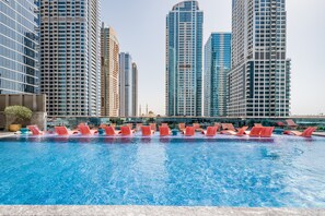 Pool - Luxurious 3BR with Assistant Room at MBL Residence in Jumeirah Lake Tower by Deluxe Holiday Homes (Dubai)