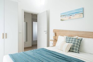 2 bedrooms, iron/ironing board, free WiFi, bed sheets - Il Sole dei Trabocchi - YourPlace Abruzzo (San Vito Chietino)