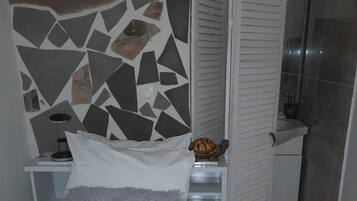 2 多间卧室、熨斗/熨衣板、免费 WiFi、床单