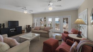 Living area - Gulf Front in Seagrove - Amazing Views - Easy Beach Access, Pool (Santa Rosa Beach)