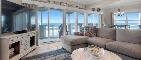 Condo, Multiple Beds, Balcony, Ocean View (Seaview I Unit 200) | Living area