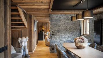 Appartement Exclusive The Alpine Crest | Living area | Flat-screen TV