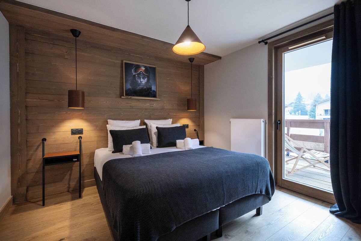 3 PIECES CABINE 10 PERSONNES STANDARD | Free WiFi, bed sheets