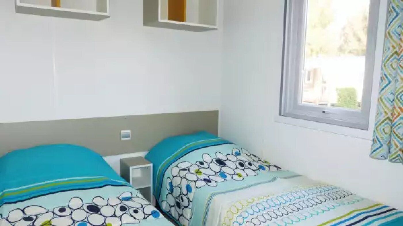 Zecamping 3 éToiles 2km Plage Espace Aquatique Locatif Tv Clim 33m2 - Le Lavandou