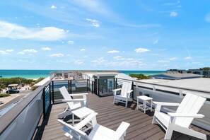 Property grounds - Brand New Luxury Home with Pool and Rooftop Deck: Just Pearly (Bradenton Beach)