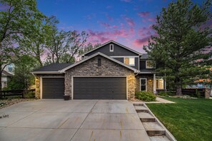 Exterior - Spacious Family home in Denver/Littleton! (Littleton)