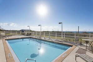 Pool - Gulf-front in Destin! Community Pool, Minutes to Beach (Destin)
